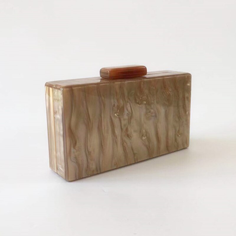 Coquille Clutch